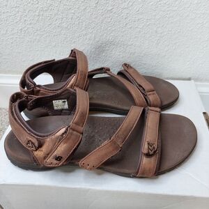 New balance Maya Sport Sandals Women's Size 9